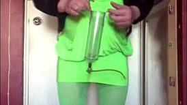 The shy crossdresser freshly squeezes juice