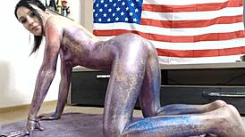 网络上模仿狗叫表演