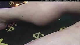 MILF BODYBUILDER GETS HER LEGS OILED UP