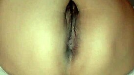 我的女人在家蒸腾的独奏中取悦自己