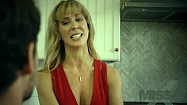 嘿，瞧MissaX瘾君子预览 狂野口交！😈