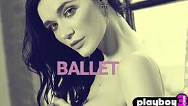 Perfect Milf Cierra Avalon Strips Naked Revealing Amazing Body