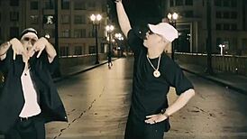 i watch predella eating the young one