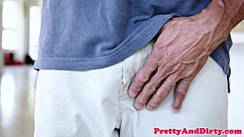 cockloving model delivers a wet and sloppy blowjob