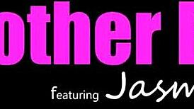 Petite stepsis Jasmine Grey surprised with giant teddy bear. She gets an orgasmic dicking down!