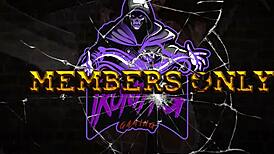 big jane rubs her pussy all over me, feels amazing