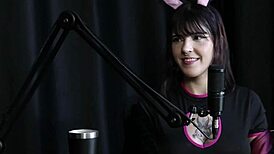 After starting in porn, Yummi Paradise chose her artistic name, faced no hurdles, despite a tough bond with her father in sheer red cosplay.