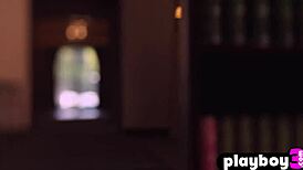 Big Boobs Blonde Milf Lindsey Gayle Evans Strips Lingerie, Exposes Naked Body