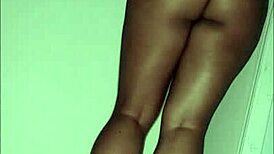 How to penetrate this homemade girl with big tits and ass in bareback action!