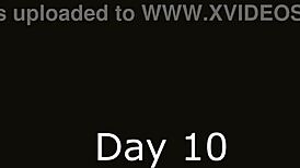 Wal 21 - 我后奶奶露出她紧致的小穴细节