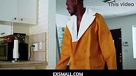 yo, exsmall 18+ teen needs to bang scary candyman 😱