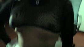 大屁股拉丁妹扭臀享受猛干