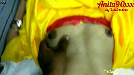 Indian Muslim Bhabhi Fucked in Yellow Suit