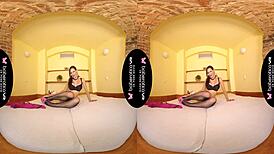 Solo MILF Cynthia Velons Uses Vibrator in VR Experience