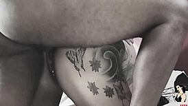 Watch Romeo Bang Juliet's Big Pussy at Motel!