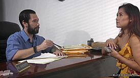 大屌男绑娇小18+亚洲奴隶粗暴猛干鞭打