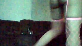 大屁股莎拉M指撸后吸干巨屌