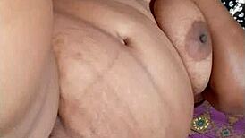 人妻老公分享亲密激情