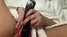 Ariel Love playing with her creamy pussy, wow! 😍