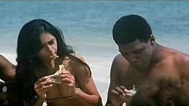 Indian Actress Kitu Gidwani Topless in French Movie Black