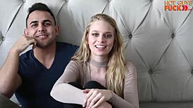 Short bodybuilder bangs tall blonde girl hard and fast, wow! 💪