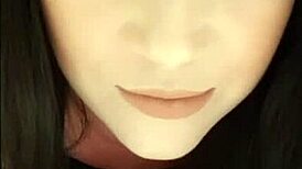 harmony reigns says: 'stare into my pretty blue eyes and listen to my sexy british accent' up close.