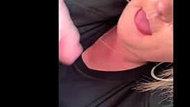 fat hooker suckin my dick on the street