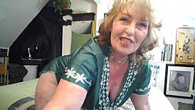 Hey, check out DawnSkye1962 in super sexy retro orgasmic playtime fun!