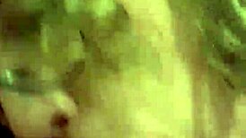 我每天黑人大屌练脖子特写深喉