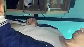 me pongo bucaneras verde me la chupa y cogemos de perrito