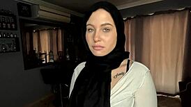 Sexy Converted Hijab Girl Sucks Dick And Gets Fucked With Creampie