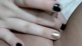 Novinha sucking and fingering, follow for daily videos.