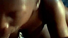 哇我大力吸邻居继子大屌