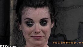 harsh whipping for this enchanting girl, damn it hurts! 😱