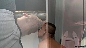 同性gloryhole谜团 - 另一边在等什么？