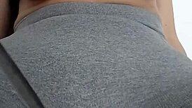 i punish her pussy with spanking for ten minutes