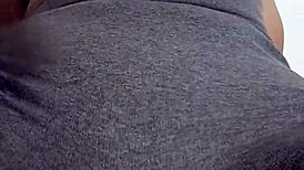 i punish her pussy with spanking for ten minutes