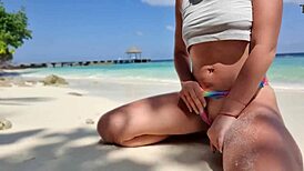 Ever tried extreme public stroking on a beach?