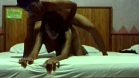 Skinny Amateur Gets Raw Fucking And Creampie In Intense Session