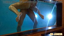 Essa Morena Dar Gostoso Até Debaixo Da Água Para O Ed Junior Completo No Red