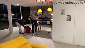 Young Girl Fucks Pizza Delivery Guy In Towel