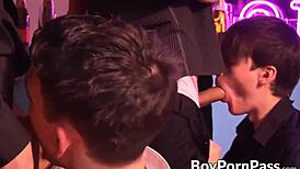 调皮小鲜肉大胆群P颜射狂欢