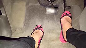 milf shares intimate webcam moments