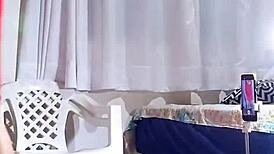 Watch me masturbate with this giant dildo in the recording room?