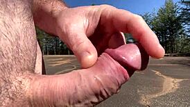 Edging in the sun, oh man, I can’t hardly wait to finish!