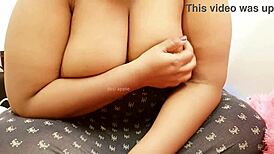 Srilankan Sexy Aunty Shows Off Her Stunning Big Tits Collection