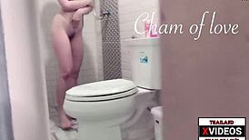 Tricking a girl into sex in the bathroom with friends, so naughty! 😏