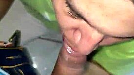 Sexy Muscular Black Bodybuilder Bisexual Hunk Receives Greedy Blowjob