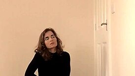 Beautiful British Milf Snatching Knee Trembler