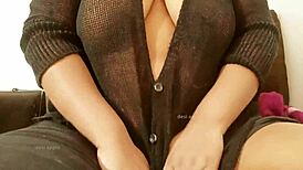 I’m Stunned By Indian Aunty Flashing Boobs To Neighbour